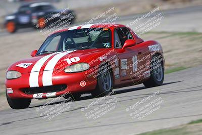 media/Oct-25-2025-CalClub SCCA (Sat) [[34c778dfbe]]/Group 4/Qualifying/